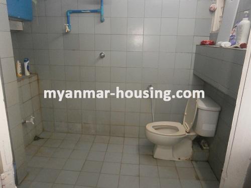 Myanmar real estate - for rent property - No.1613 - The colourful apartment with the reasonabla price in Downtown! - View of the wash room.