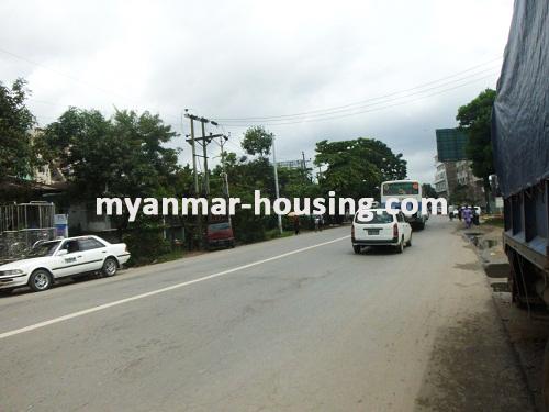 ミャンマー不動産 - 賃貸物件 - No.2373 - House for rent in Dawbon! - View of the road.