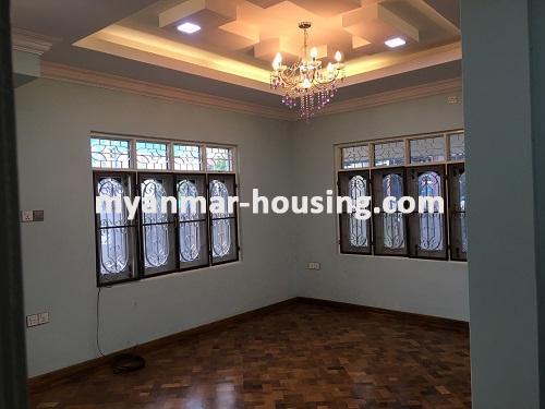 ミャンマー不動産 - 賃貸物件 - No.2567 - Pleasant landed house for company or office in Aung Myay Thar Si Housing. - View of the living room