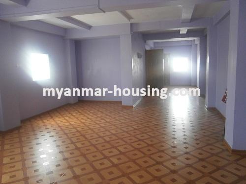 Myanmar real estate - for rent property - No.2921 - Spacious Room for rent in the Center of Yangon, Near Sule Pagoda! - Living Room Space