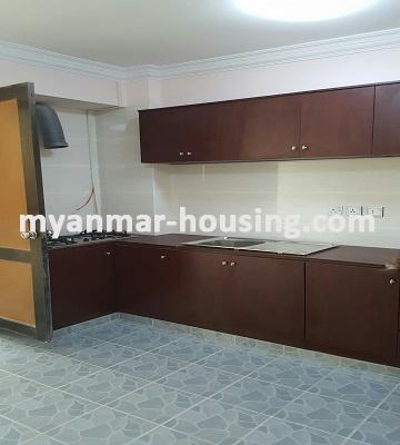 ミャンマー不動産 - 賃貸物件 - No.3193 - For rent an office apartment-condominium in Botahtaungtownship - View of the kitchen room.