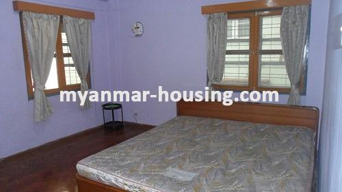 ミャンマー不動産 - 賃貸物件 - No.3217 - A Good apartment for rent in Zaw Ti Ka Housing. - View of the bed room