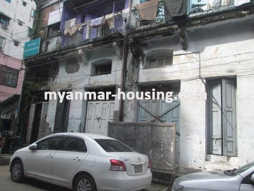 Myanmar real estate - for rent property - No.3241 - An apartment for rent in BotaHtaung Township. - View of the building