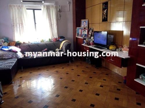 ミャンマー不動産 - 賃貸物件 - No.3321 - Condominium for rent in Bo Ta Htaung Township. - View of the living room