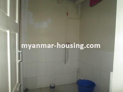 Myanmar real estate - for rent property - No.3463 - Good apartment for rent in Sanchaung Township. - View of the toilet and bath room