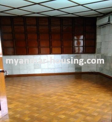 缅甸房地产 - 出租物件 - No.3466 - Two Storey landed House for rent in Bahan Township. - View of the living room