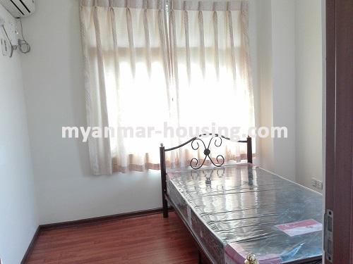 Myanmar real estate - for rent property - No.3724 - Condo room for rent near Hledan Junction. - single bedroom view