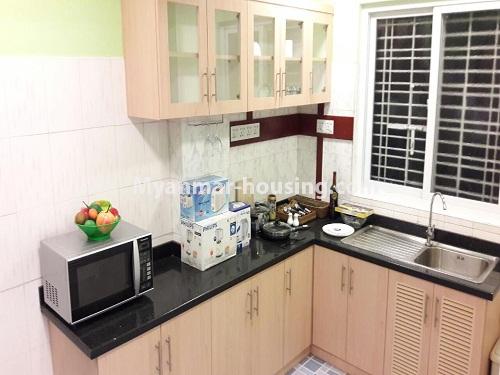 ミャンマー不動産 - 賃貸物件 - No.3884 - An apartment for rent in Kyaukdadar Township. - View of Kitchen room