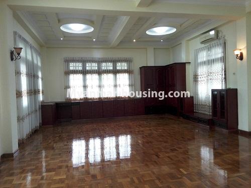 缅甸房地产 - 出租物件 - No.4090 - Three storey landed house for rent in Bahan Township. - View of the living room
