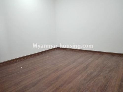 缅甸房地产 - 出租物件 - No.4287 - New condo room for rent in Insein! - bedroom view 
