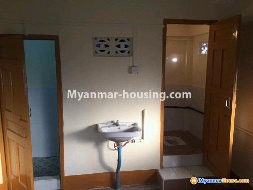 Myanmar real estate - for rent property - No.4353 - Apartment for rent in Tarmway! - bathroom and toilet