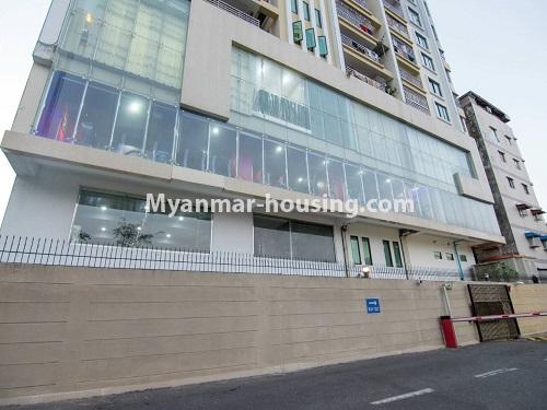 缅甸房地产 - 出租物件 - No.4459 - Ground floor with mezzanine for office or business investment for rent in Mingalar Taung Nyunt! - lowner view of the building