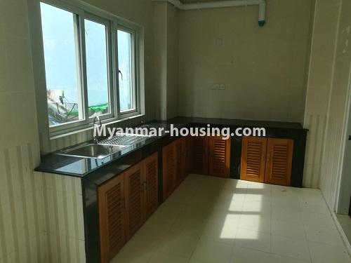 缅甸房地产 - 出租物件 - No.4507 - Decorated condominium room for office or residential option in Yangon Downtown! - kitchen view
