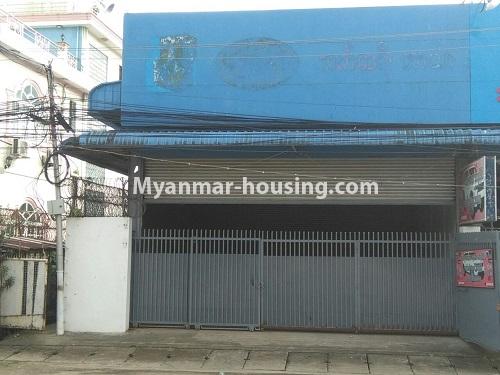 Myanmar real estate - for rent property - No.4555 - Shop for rent on main road in South Okkalapa! - shop view