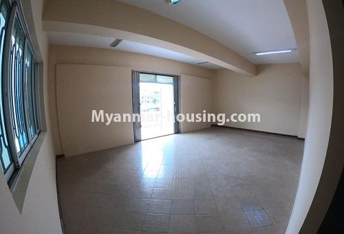 ミャンマー不動産 - 賃貸物件 - No.4576 - Shop House for rent in U Chit Maung Housing, Tarmway! - another hall view