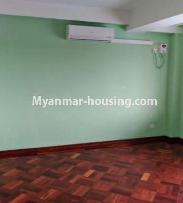 ミャンマー不動産 - 賃貸物件 - No.4677 - Condominium room with reasonable price near Junction Zawana, Than Gann Gyun! - master bedroom view