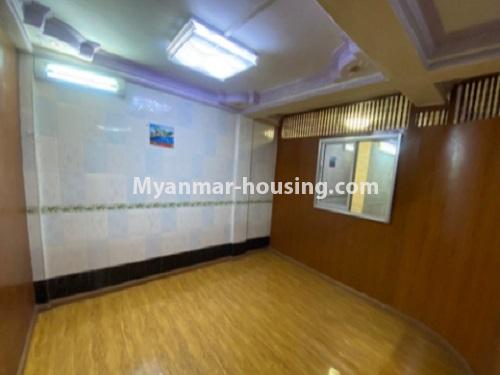 ミャンマー不動産 - 賃貸物件 - No.4794 - Lower floor nice room for rent in Kyauk Myaung, Tarmway! - bedroom view