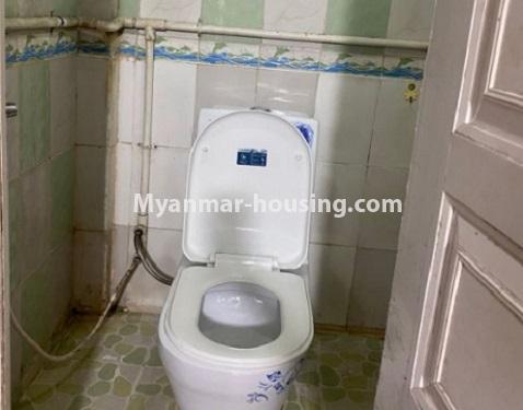 Myanmar real estate - for rent property - No.4794 - Lower floor nice room for rent in Kyauk Myaung, Tarmway! - toilet view