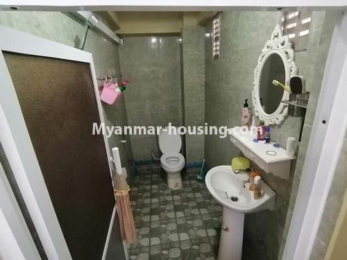 缅甸房地产 - 出租物件 - No.4803 - 3 RC Building for rent in South Okkalapa! - another bathroom view