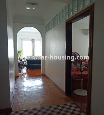 缅甸房地产 - 出租物件 - No.4846 - 2 BHK mini condominium room for rent near Hledan Junction, Kamaryut! - corridor view