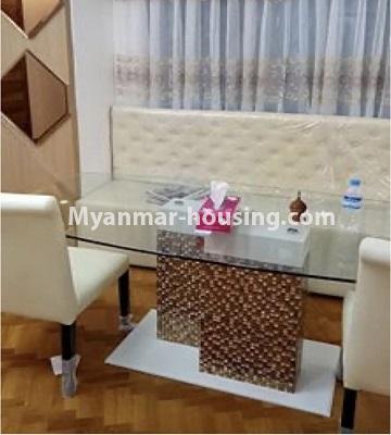 缅甸房地产 - 出租物件 - No.4848 - Kamaryut 3 BHK Nawarat Condominium room for rent! - dining area view