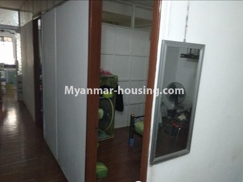 缅甸房地产 - 出租物件 - No.4850 - Mudita housing 2 BHK room for rent in Mayangone! - bedroom and corridor view
