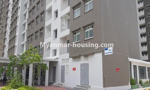 缅甸房地产 - 出租物件 - No.4857 - Two bedroom Ayar Chan Thar condominium room for rent in Dagon Seikkan! - building view