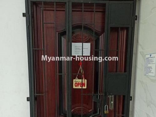 ミャンマー不動産 - 賃貸物件 - No.4901 - Decorated Newly Built Hall Type Condominium Room for rent in South Okkalapa! - main door view