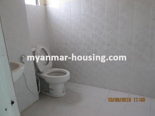 Myanmar real estate - for sale property - No.1886 - Nice  Condo  near   Pyay  Road ! - View of the toilet.