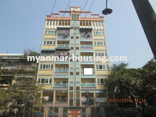 Myanmar real estate - for sale property - No.2395 - Well-renovated room for sale in Botahtaung! - View of the building.