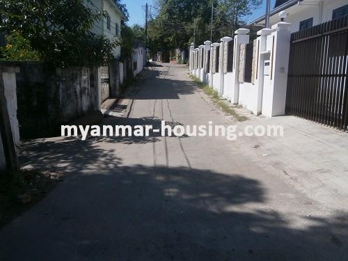 Myanmar real estate - for sale property - No.2540 - Good landed house for sale in Mayangone Township. - View of the street.