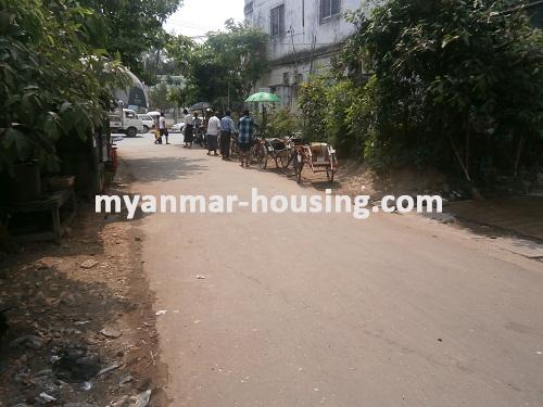 Myanmar real estate - for sale property - No.2558 - Ground floor for sale in Hlaing! - View of the road.