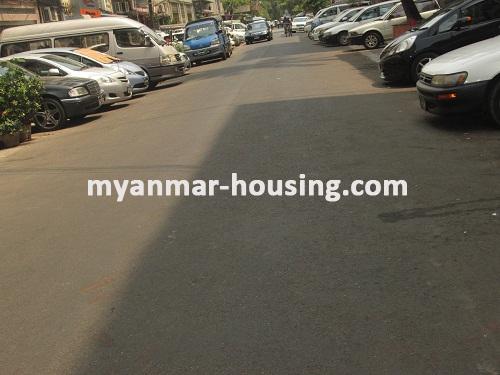 Myanmar real estate - for sale property - No.2568 - High and good condo for sale in Puzundaugn! - View of the road.
