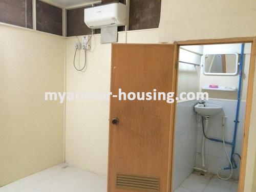 Myanmar real estate - for sale property - No.2687 - A Good room for sale in Muditar Condo at Mayangone Township. - View of bed room
