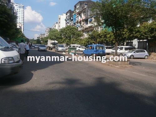 Myanmar real estate - for sale property - No.2916 - Apartment for sale in Lanmadaw ! - View of the road.