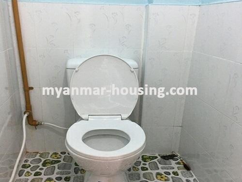 Myanmar real estate - for sale property - No.3062 - Apartment for sale near Tarmwe Ocean! - bathroom