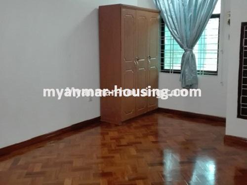 Myanmar real estate - for sale property - No.3101 - An apartment for sale in Kamaryut township.  - View of the room