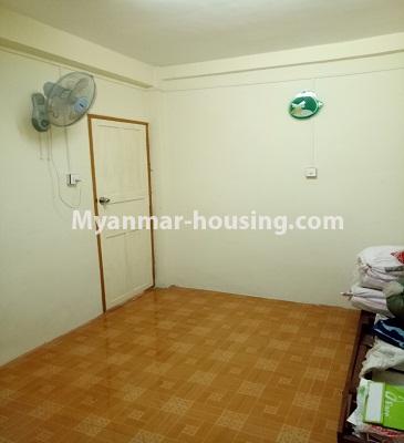 ミャンマー不動産 - 売り物件 - No.3105 - An Apartment for sale in Pyay Yeik Mon Housing - View of the Bed room