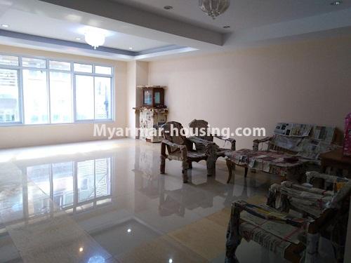 ミャンマー不動産 - 売り物件 - No.3154 - New condo room for sale in Pazundaung! - living room