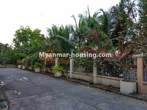 Myanmar real estate - for sale property - No.3215 - Landed house for sale in Tharketa! - road view