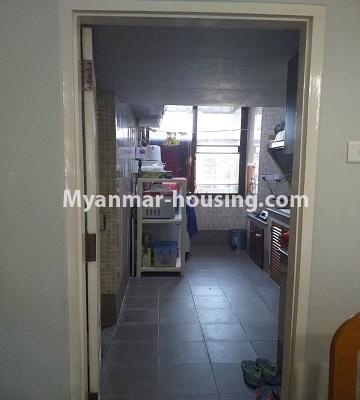 缅甸房地产 - 出售物件 - No.3382 - Apartment for sale in Kha Paung Housing, Hlaing! - kitchen view