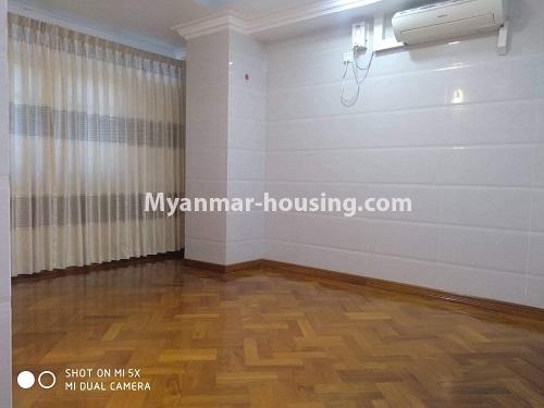 缅甸房地产 - 出售物件 - No.3383 - Newly built condominium room for sale on Laydaungkan Road, Than Gann Gyun! - single bedroom view
