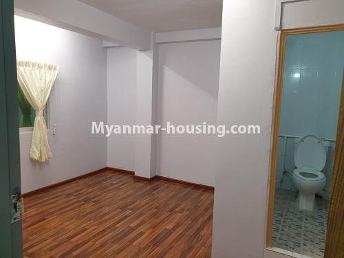 缅甸房地产 - 出售物件 - No.3431 - Newly renovated 3BHK condominium room for sale in Sanchaung! - master bedroom view