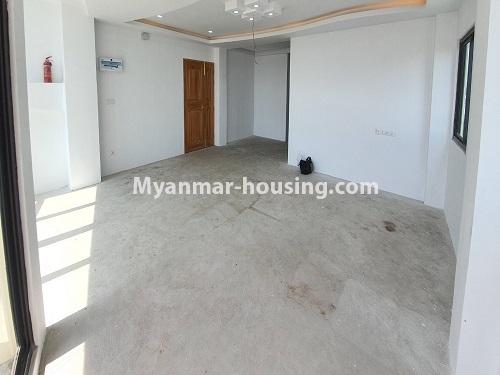 缅甸房地产 - 出售物件 - No.3478 - New condominium room for sale in Lanmadaw Township! - living room area