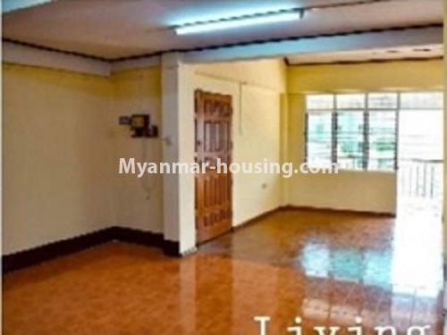 缅甸房地产 - 出售物件 - No.3490 - Apartment with attic for Sale in Thin Gan Gyun Township. - living room