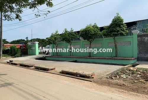 Myanmar real estate - land property - No.2540 - Warehouse for rent in North Dagon! - car parking view