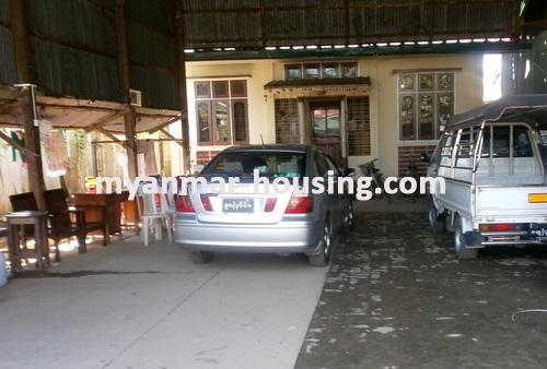 မြန်မာအိမ်ခြံမြေ - ငှားရန် property - No.1045 - N/Afront view of the landed house.