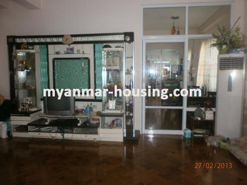 မြန်မာအိမ်ခြံမြေ - ငှားရန် property - No.1145 - N/AView of living room .