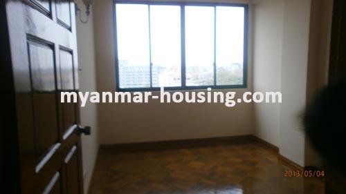 မြန်မာအိမ်ခြံမြေ - ငှားရန် property - No.1222 - N/AView of the bed room.