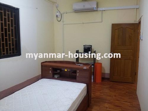 မြန်မာအိမ်ခြံမြေ - ငှားရန် property - No.1355 - N/AView of the bed room.